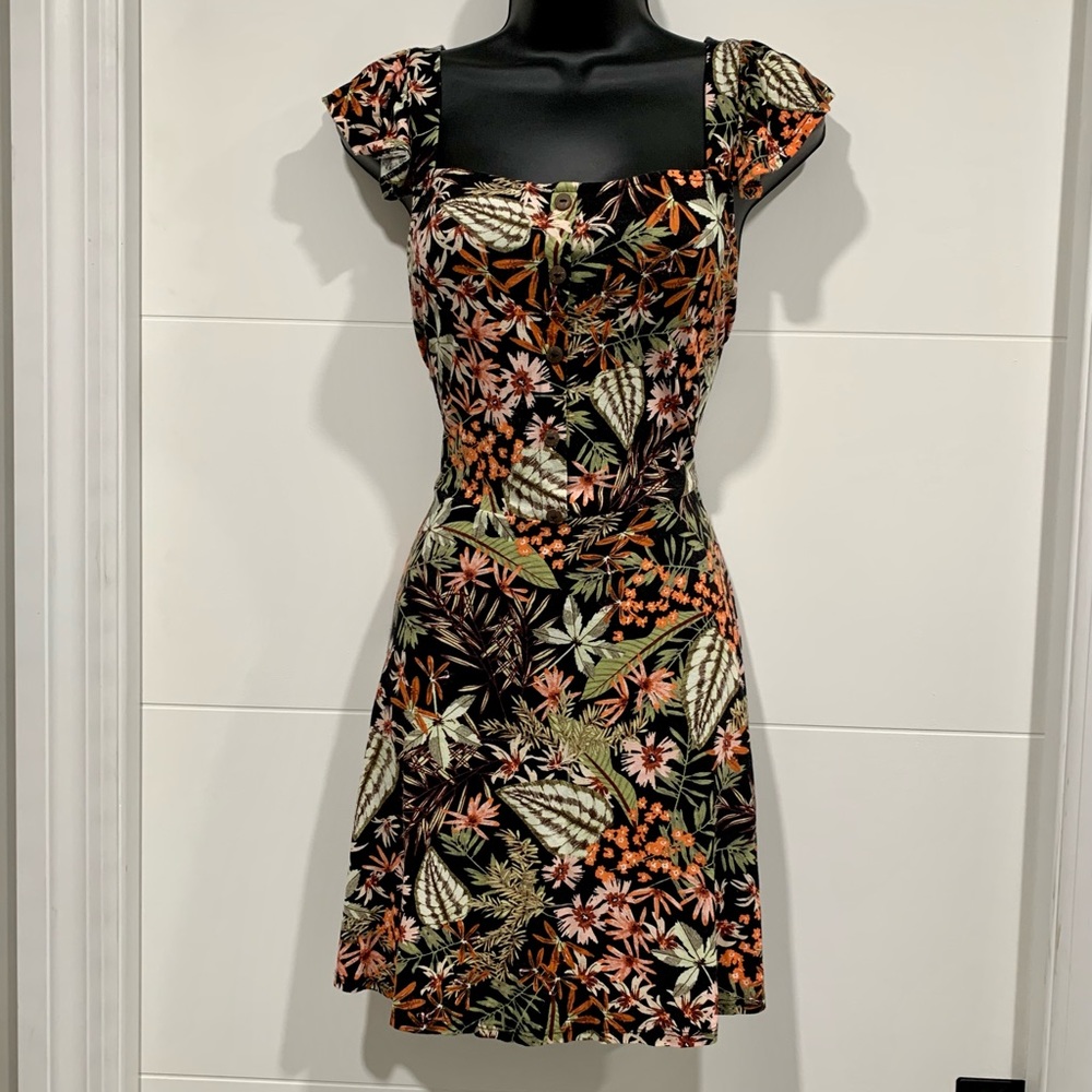 Xhilaration Floral Cap Sleeve Mini Dress